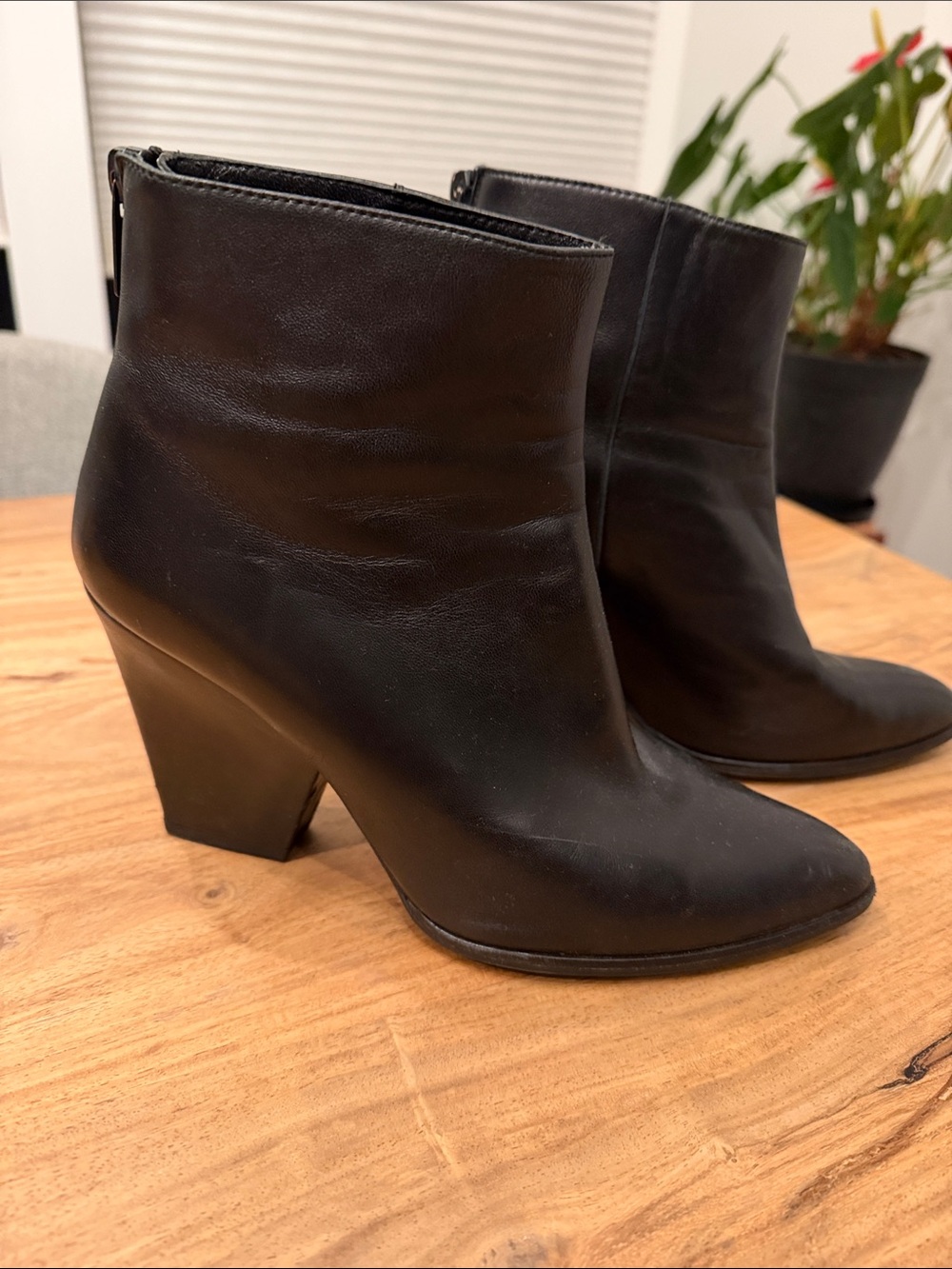 Stuart Weitzman Black Leather Pointed Toe Ankle Boots